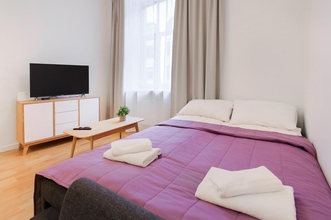 Апартаменти Residential Barona In Centre *