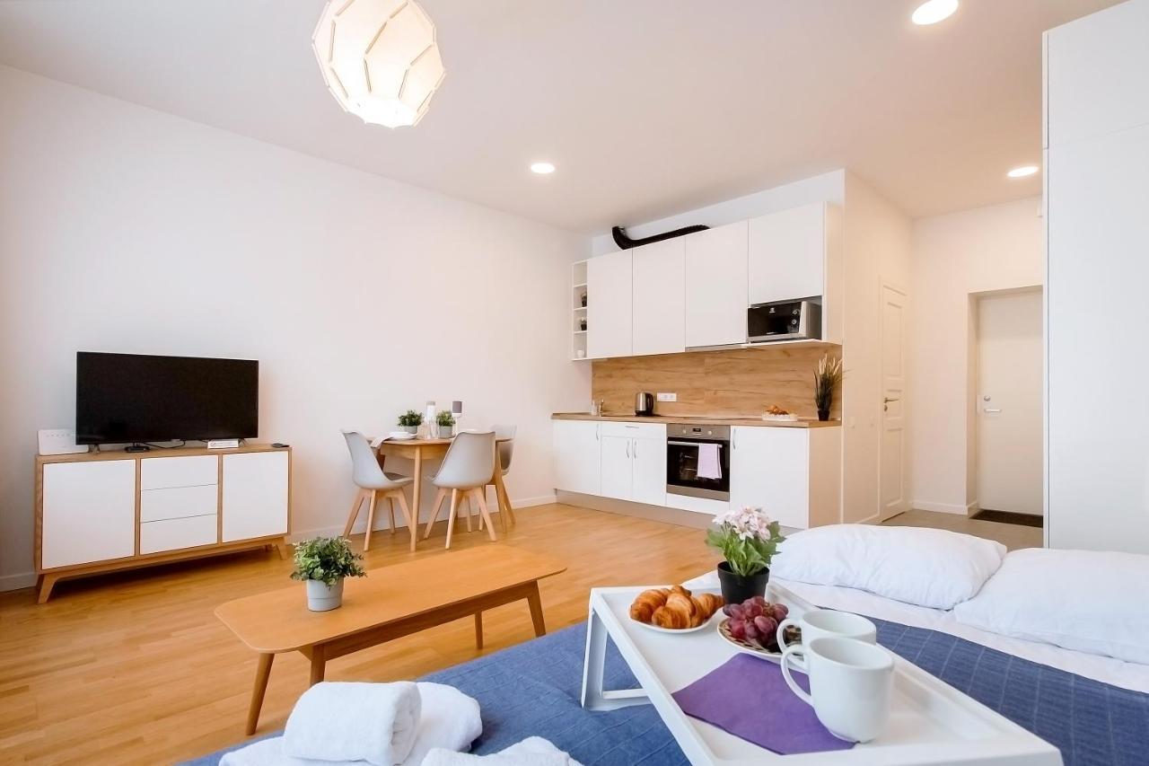 Апартаменти Residential Barona In Centre